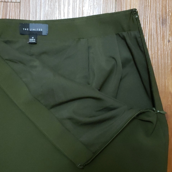 Military Style Skirt - Picture 3 of 5